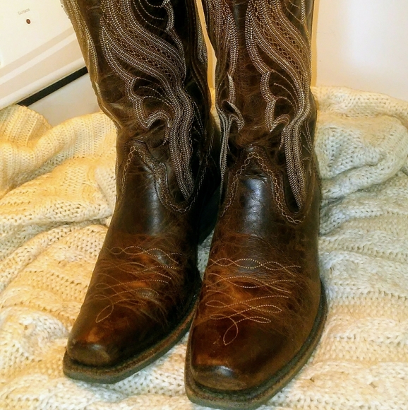 COPY - Ariat boots - Picture 2 of 8